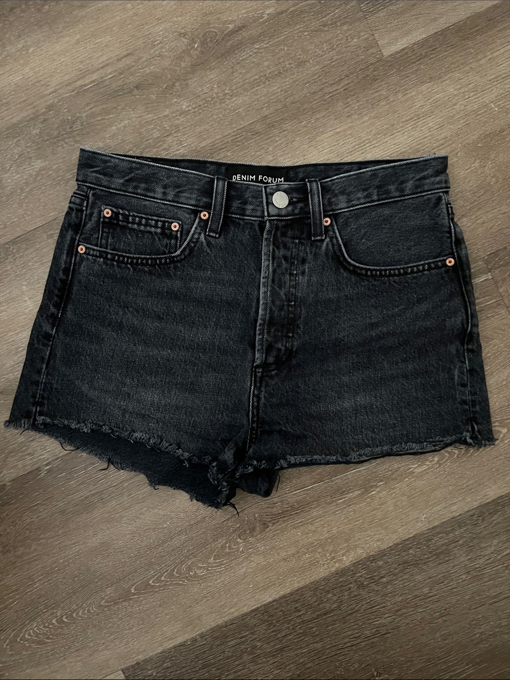 Aritizia Denim Forum Yoko Shorts